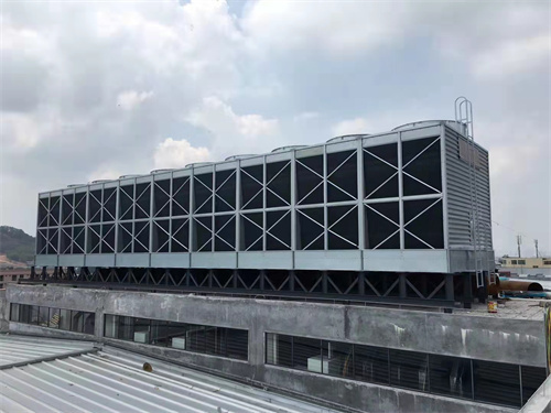 冷卻塔空氣流動的方式,冷卻塔可以實現(xiàn)哪些空氣處理過程